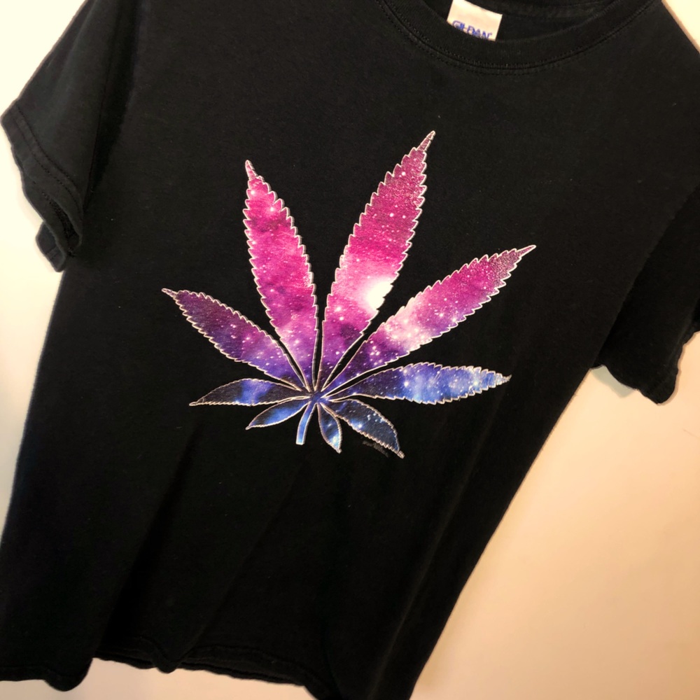 Tee shirt